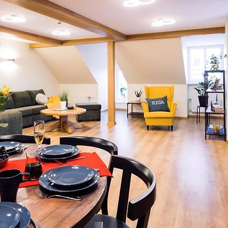 Rothko Apartment/8 Guests/4Bedrooms/Riga Old Town Bagian luar foto
