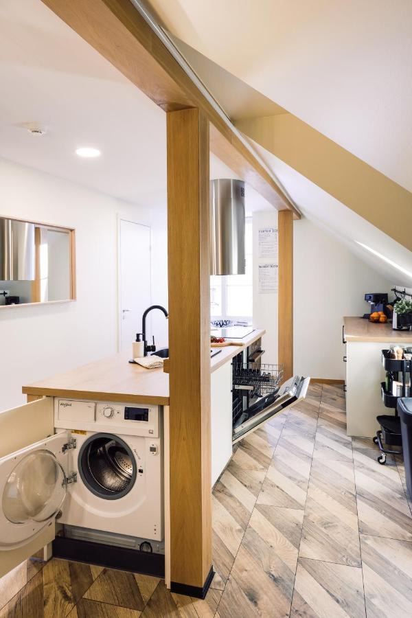 Rothko Apartment/8 Guests/4Bedrooms/Riga Old Town Bagian luar foto