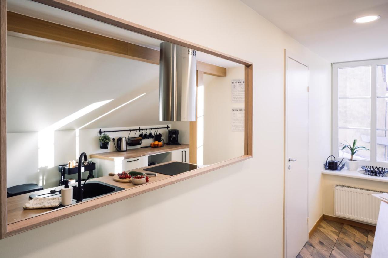 Rothko Apartment/8 Guests/4Bedrooms/Riga Old Town Bagian luar foto
