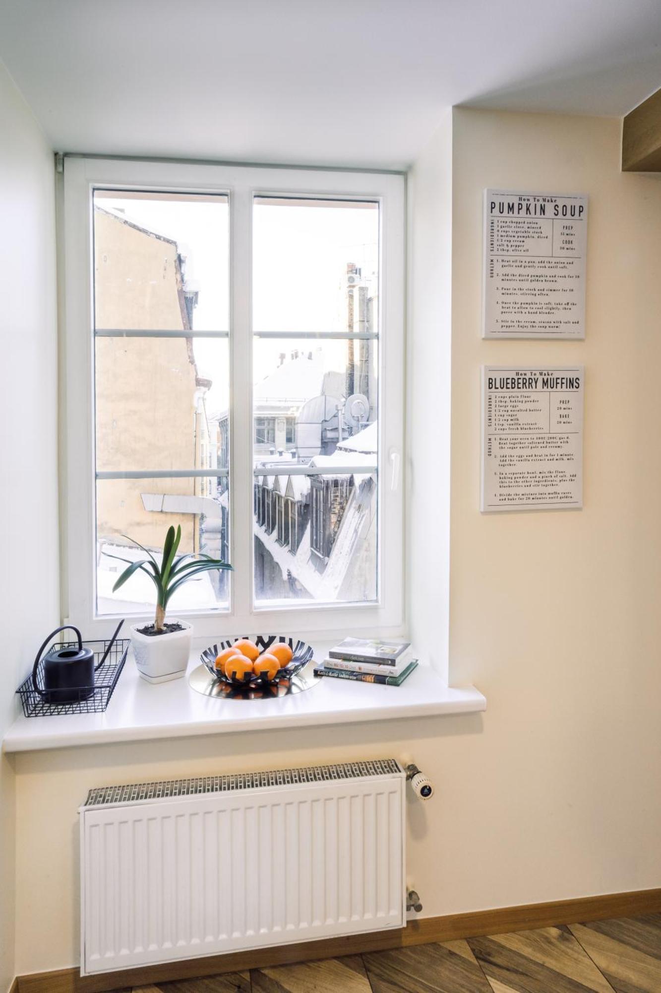 Rothko Apartment/8 Guests/4Bedrooms/Riga Old Town Bagian luar foto