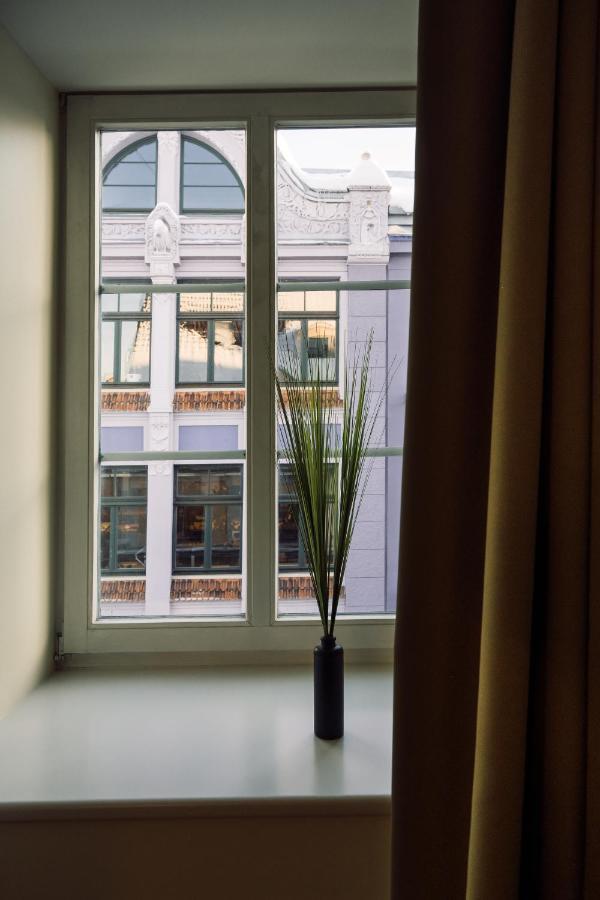 Rothko Apartment/8 Guests/4Bedrooms/Riga Old Town Bagian luar foto