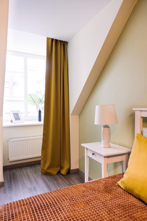 Rothko Apartment/8 Guests/4Bedrooms/Riga Old Town Bagian luar foto