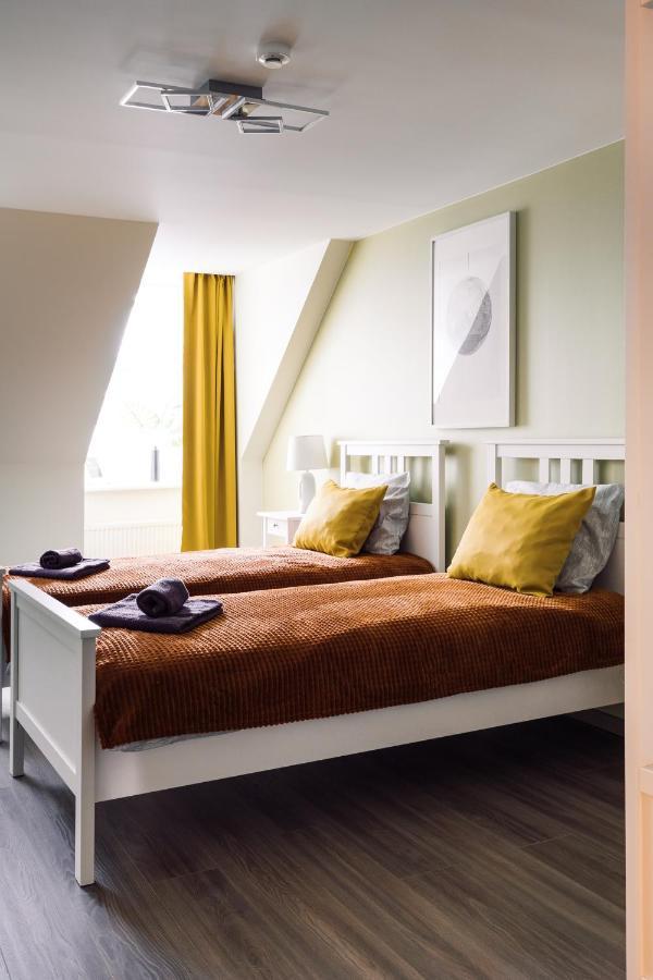 Rothko Apartment/8 Guests/4Bedrooms/Riga Old Town Bagian luar foto